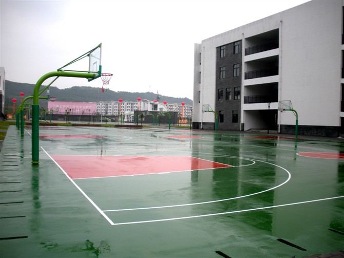 硅PU球場材料、硅PU球場運動要求及設計是？